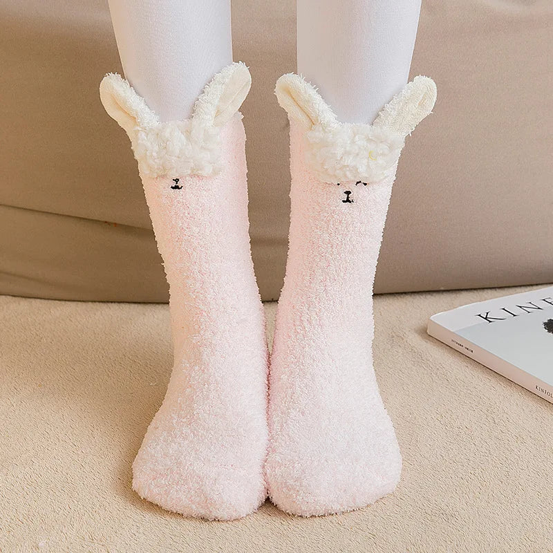 Cartoon Giraffe Chick Fuzzy Fluffy Socks