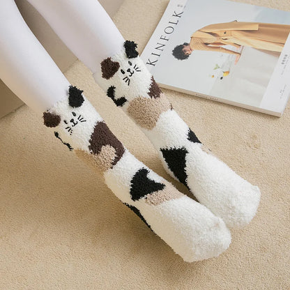 Cartoon Giraffe Chick Fuzzy Fluffy Socks