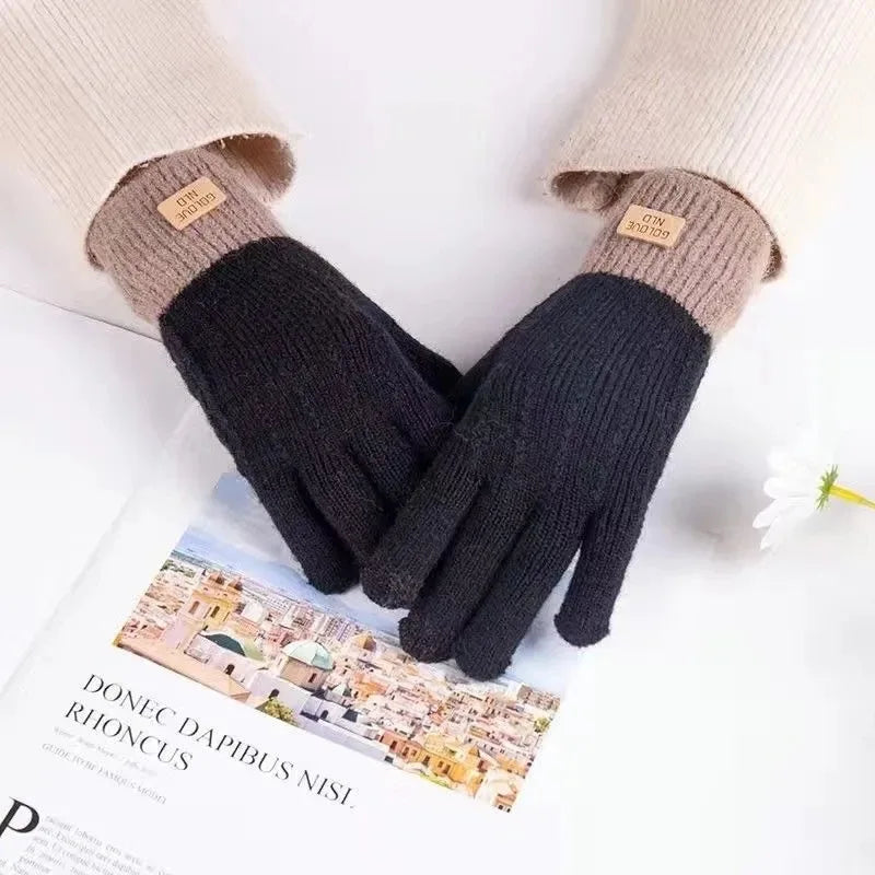 women's knitted touch screen gloves